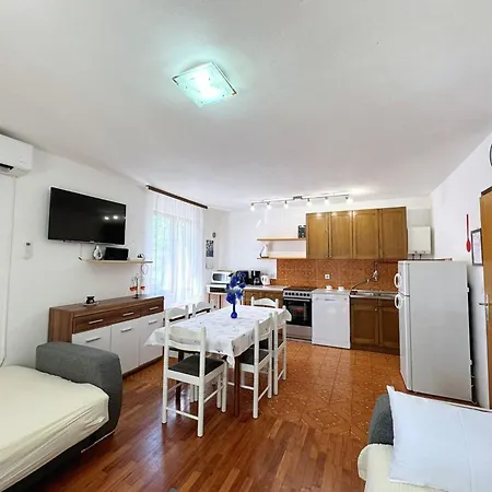 Srdoc By Interhome * Silo (Krk)