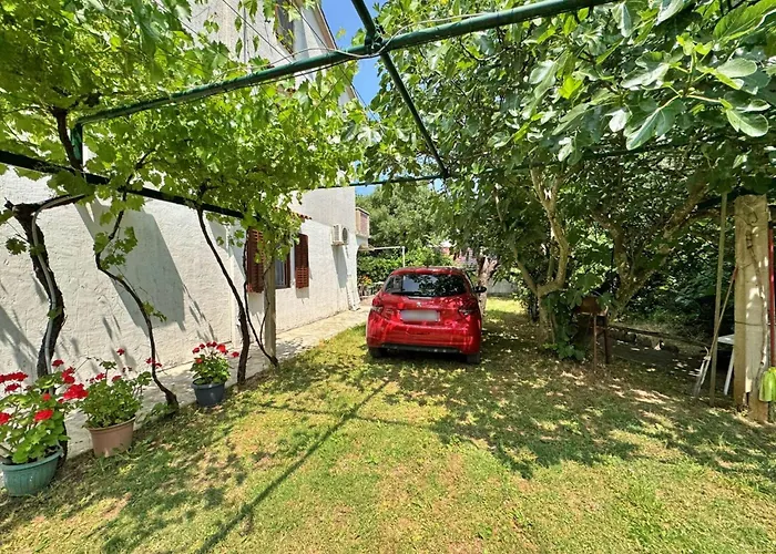 Apartament Srdoc By Interhome